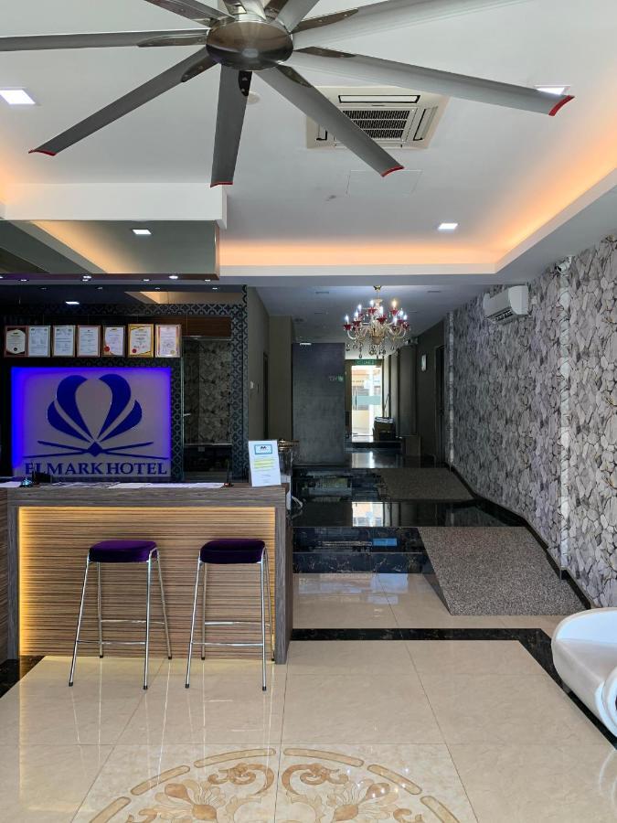 Elmark Hotel Kuantan Exterior foto